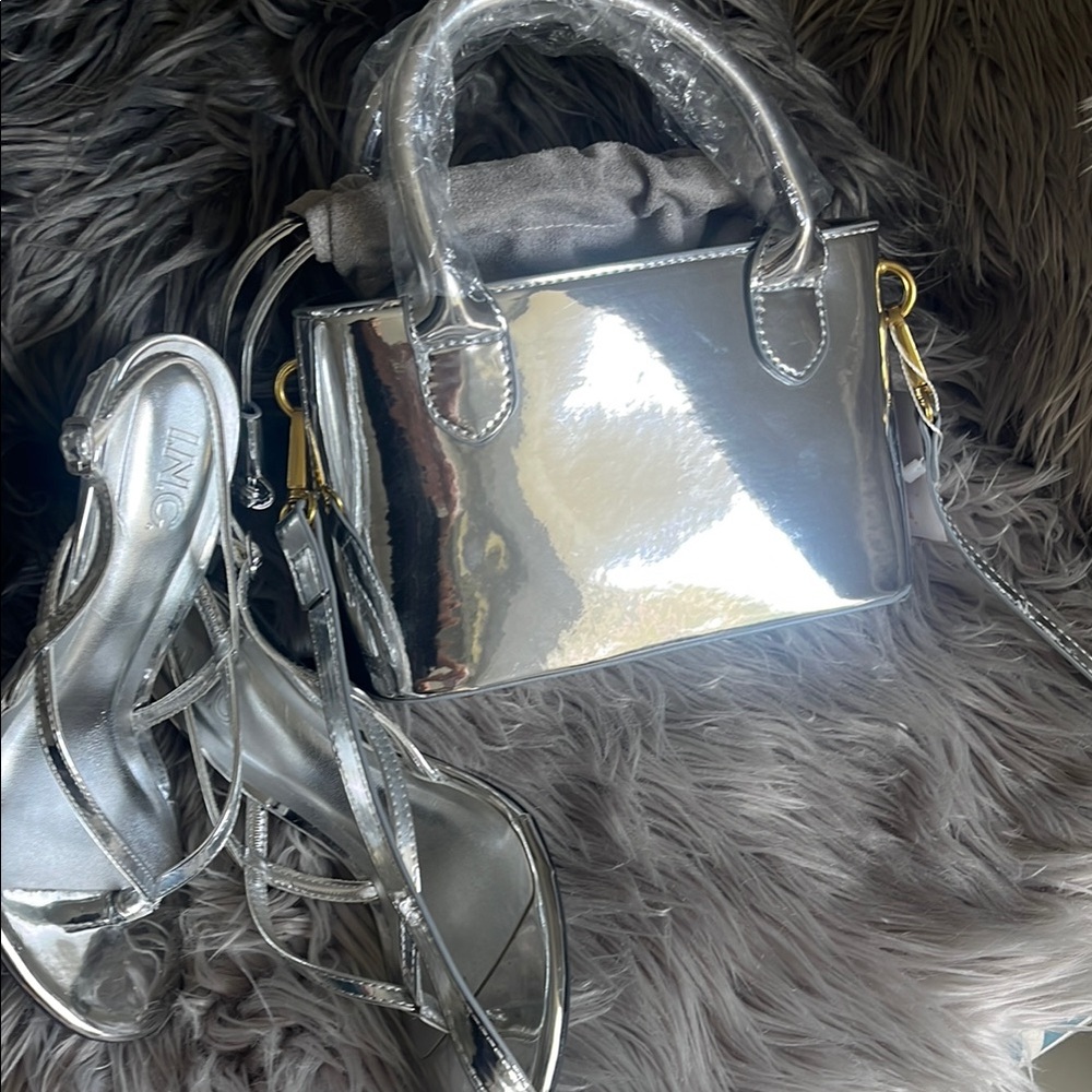 Casual remove able cross bag